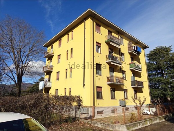 appartamento in vendita a Varese in zona Ippodromo