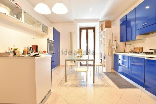 appartamento in vendita a Varese in zona Viale Aguggiari