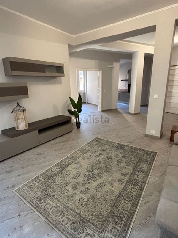 appartamento in vendita a Varese in zona Centro Città