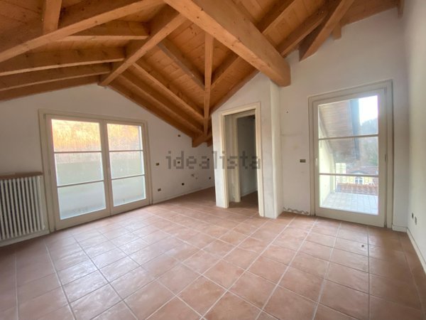 appartamento in vendita a Varese