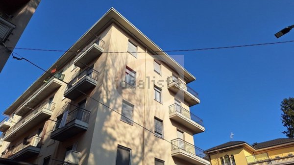 appartamento in vendita a Varese in zona Giubiano