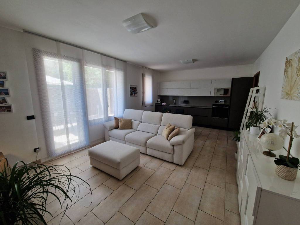 appartamento in vendita a Varese in zona Viale Belforte