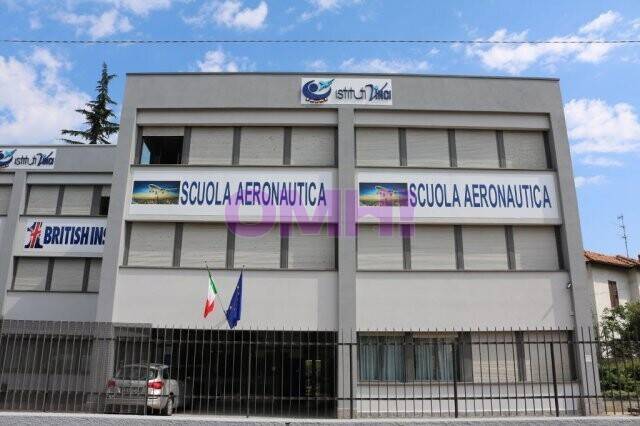 intera palazzina in vendita a Varese in zona Giubiano