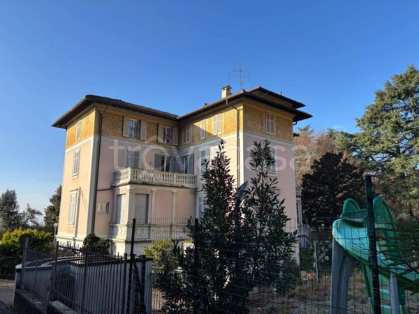 appartamento in vendita a Varese in zona Masnago