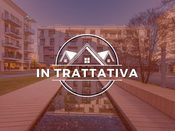 appartamento in vendita a Varese in zona Avigno