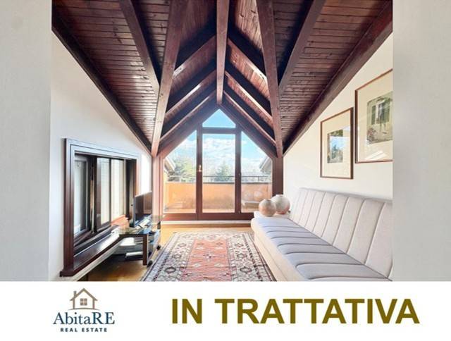 casa indipendente in vendita a Varese in zona Ippodromo