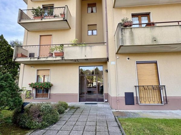 appartamento in vendita a Varese in zona Masnago