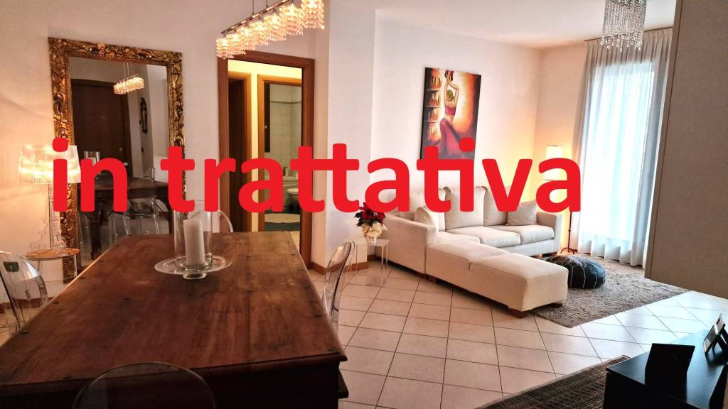 appartamento in vendita a Varese in zona Bosto