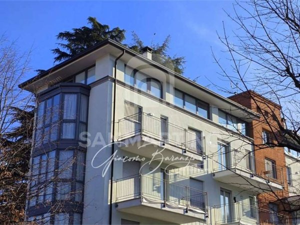 appartamento in vendita a Varese in zona Ippodromo