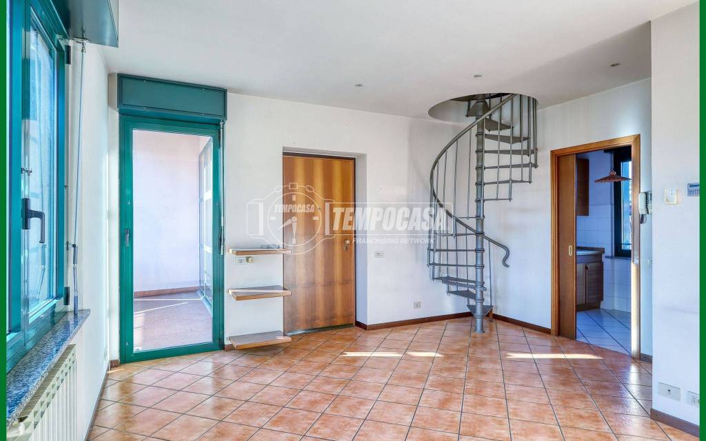 appartamento in vendita a Varese in zona Masnago