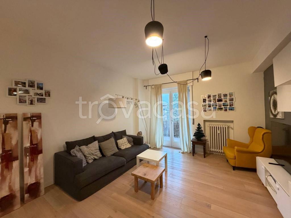 appartamento in vendita a Varese in zona Centro Città