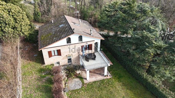 casa indipendente in vendita a Varese in zona Masnago