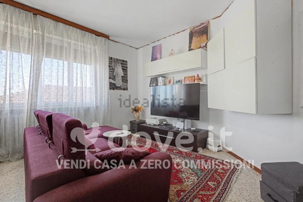 appartamento in vendita a Varese in zona Biumo