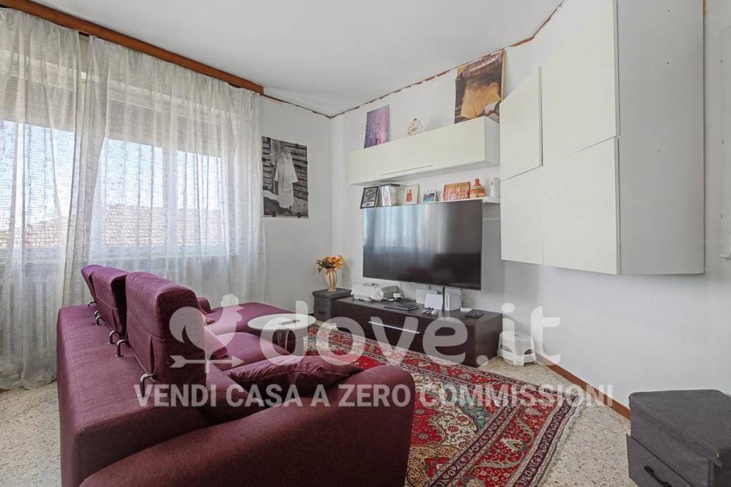 appartamento in vendita a Varese in zona Biumo