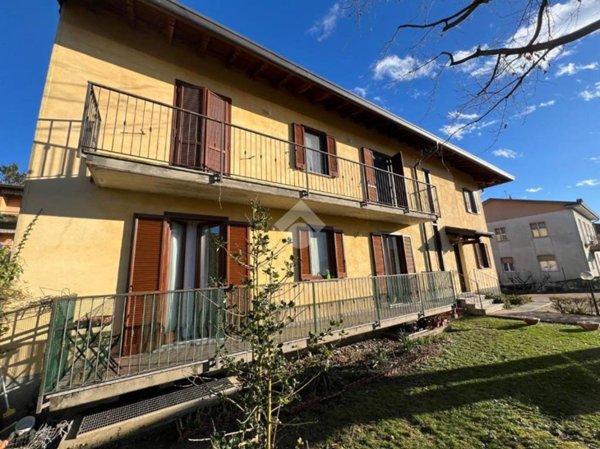 appartamento in vendita a Varese in zona Giubiano