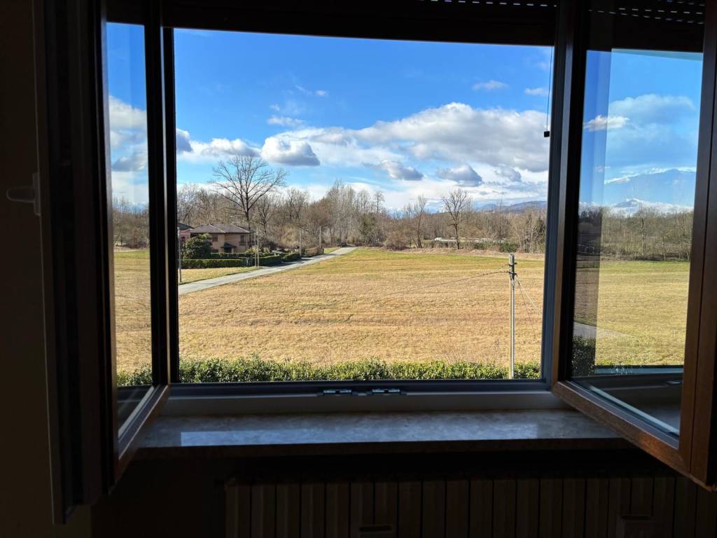 appartamento in vendita a Varese in zona Capolago