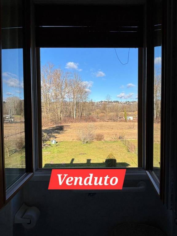 appartamento in vendita a Varese in zona Capolago