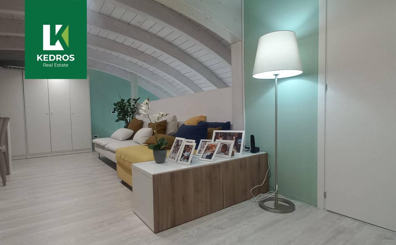 appartamento in vendita a Varese in zona Biumo