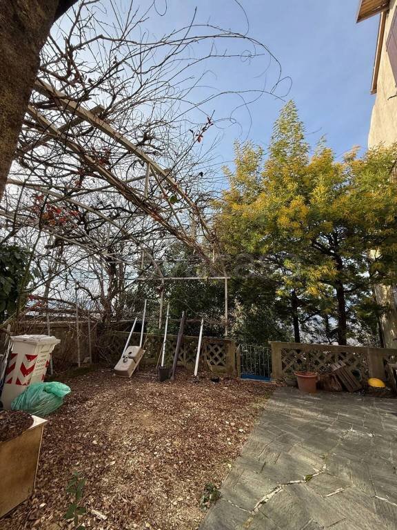 casa indipendente in vendita a Varese