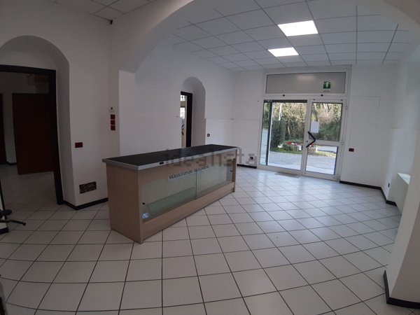 trivano in vendita a Varese in zona Ippodromo