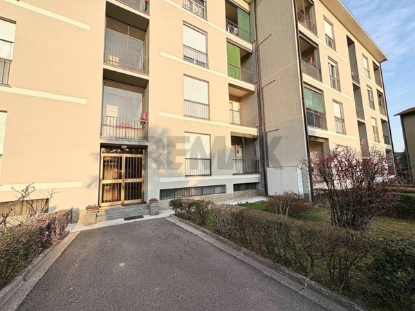 appartamento in vendita a Varese in zona Masnago