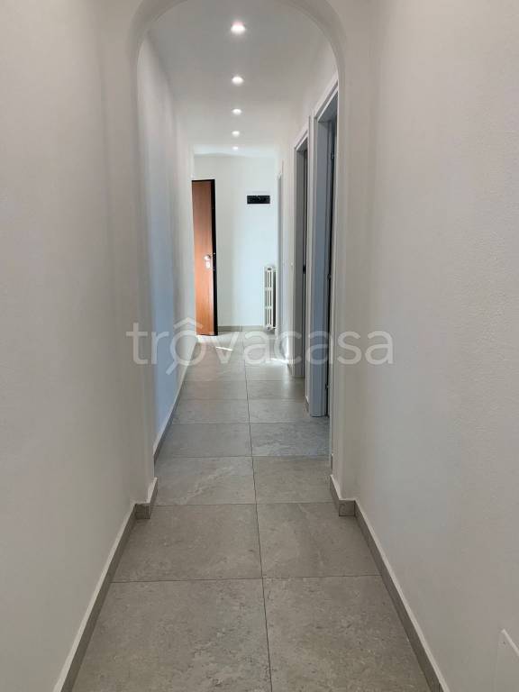 appartamento in vendita a Varese in zona Bizzozero