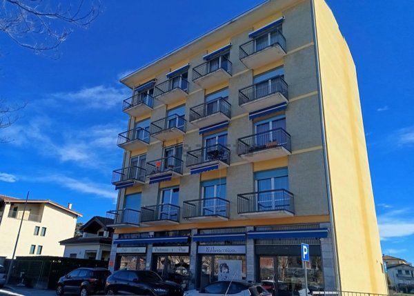 appartamento in vendita a Varese