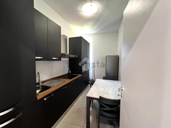 appartamento in vendita a Varese in zona Bizzozero