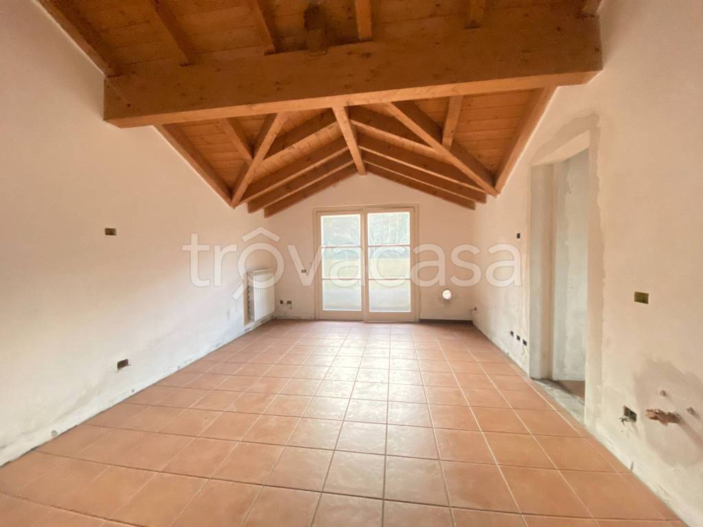 appartamento in vendita a Varese in zona Viale Belforte