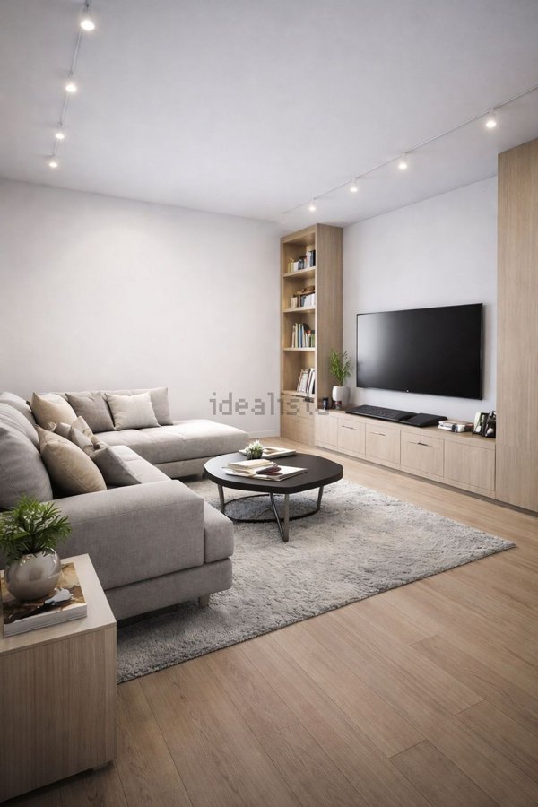 appartamento in vendita a Varese in zona Viale Europa