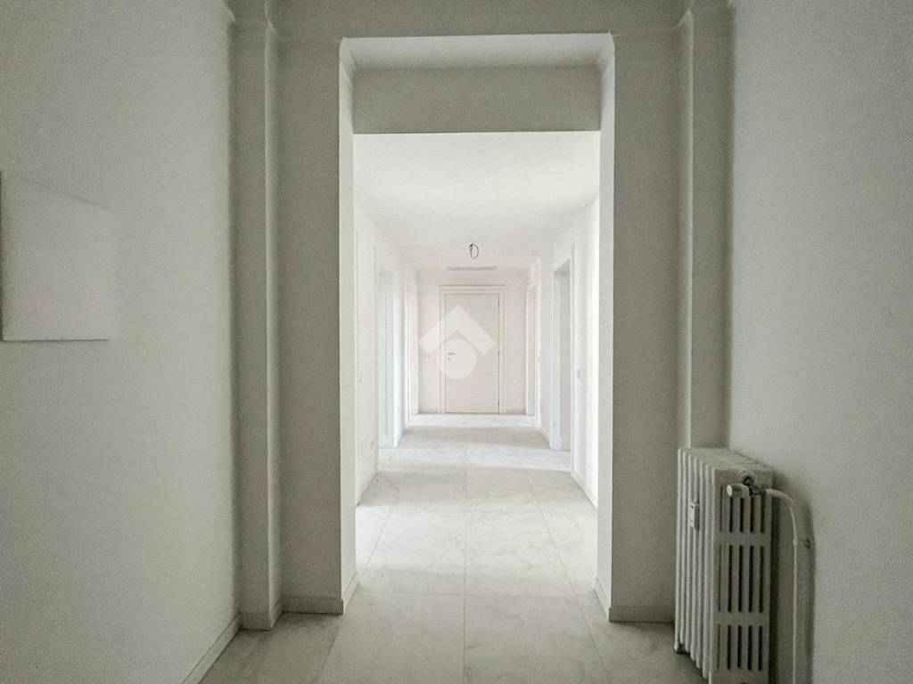 appartamento in vendita a Varese in zona Bosto