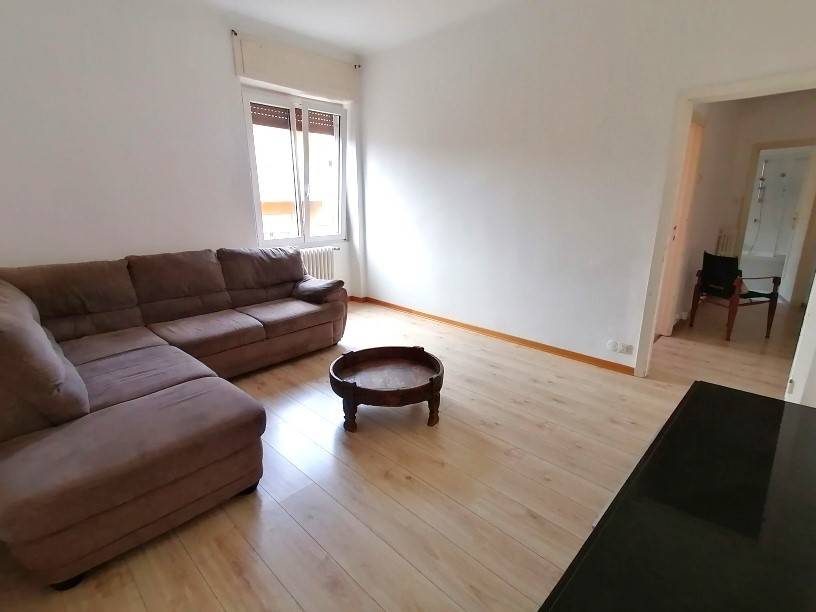 appartamento in vendita a Varese in zona Biumo