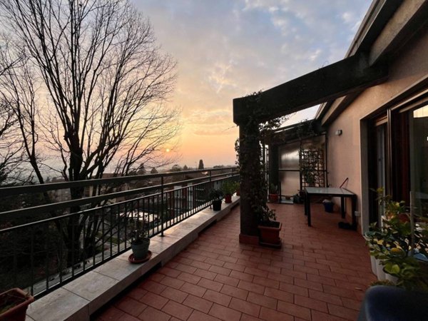 appartamento in vendita a Varese in zona Masnago