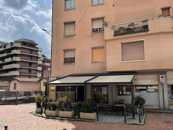 appartamento in vendita a Varese in zona Ippodromo