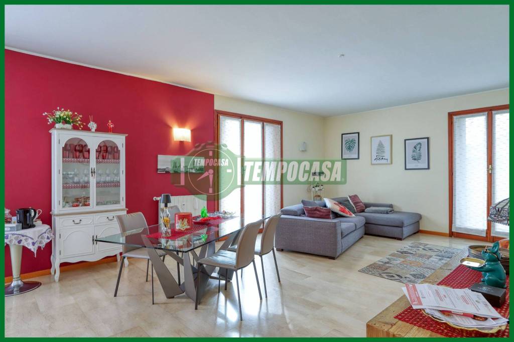 appartamento in vendita a Varese in zona Masnago