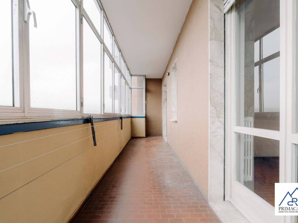 appartamento in vendita a Varese in zona Giubiano