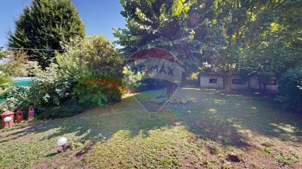 casa indipendente in vendita a Varese in zona Viale Belforte