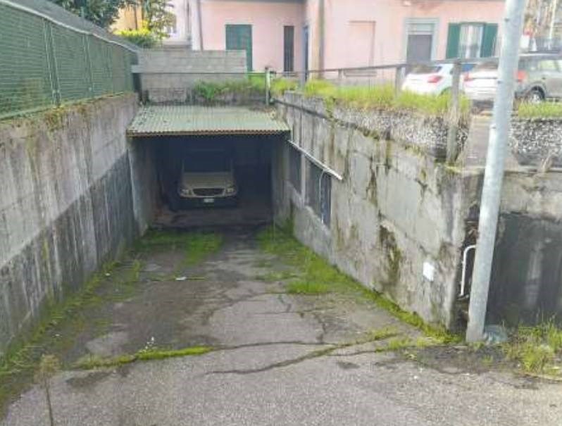 locale commerciale in vendita a Varese in zona Viale Belforte