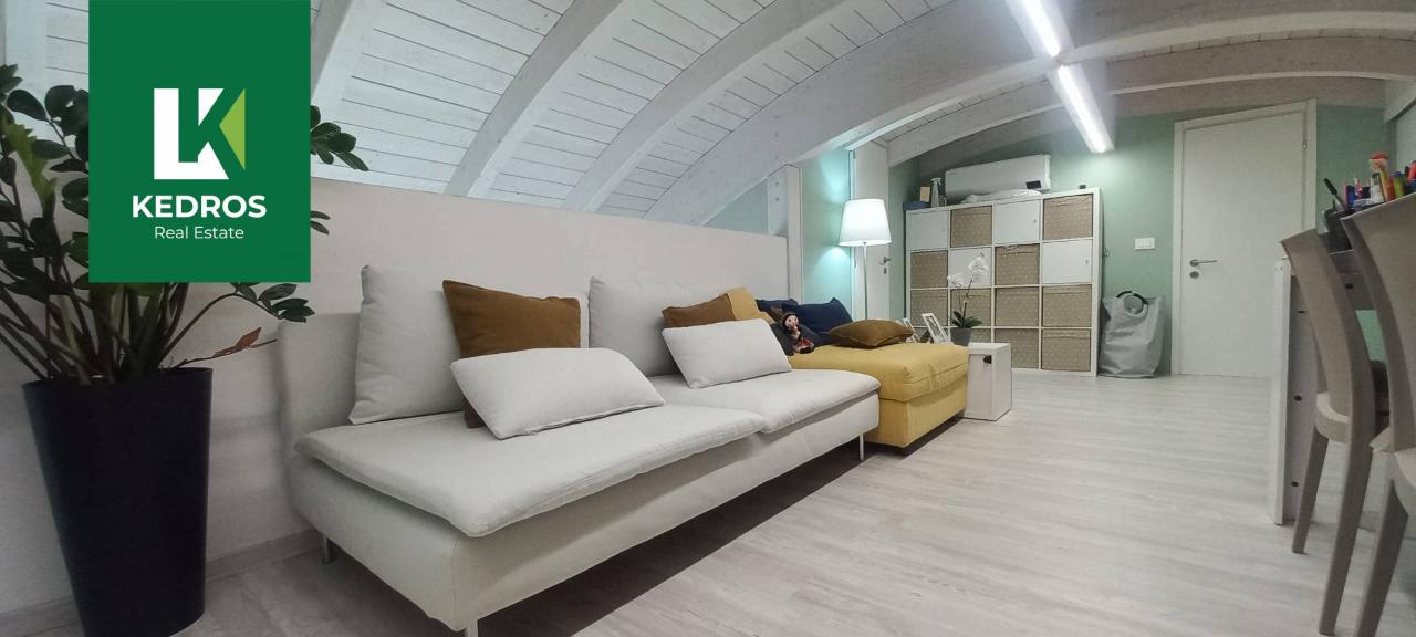 appartamento in vendita a Varese in zona Biumo