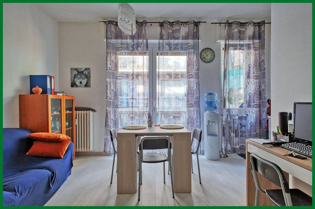 appartamento in vendita a Varese in zona Biumo