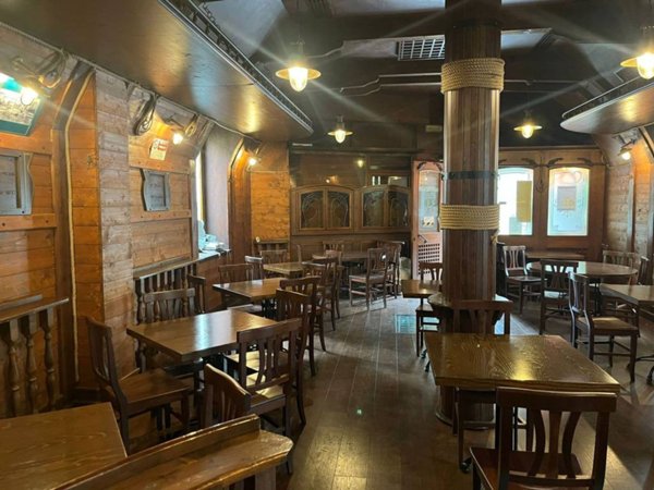 negozio in vendita a Varese in zona Casbeno