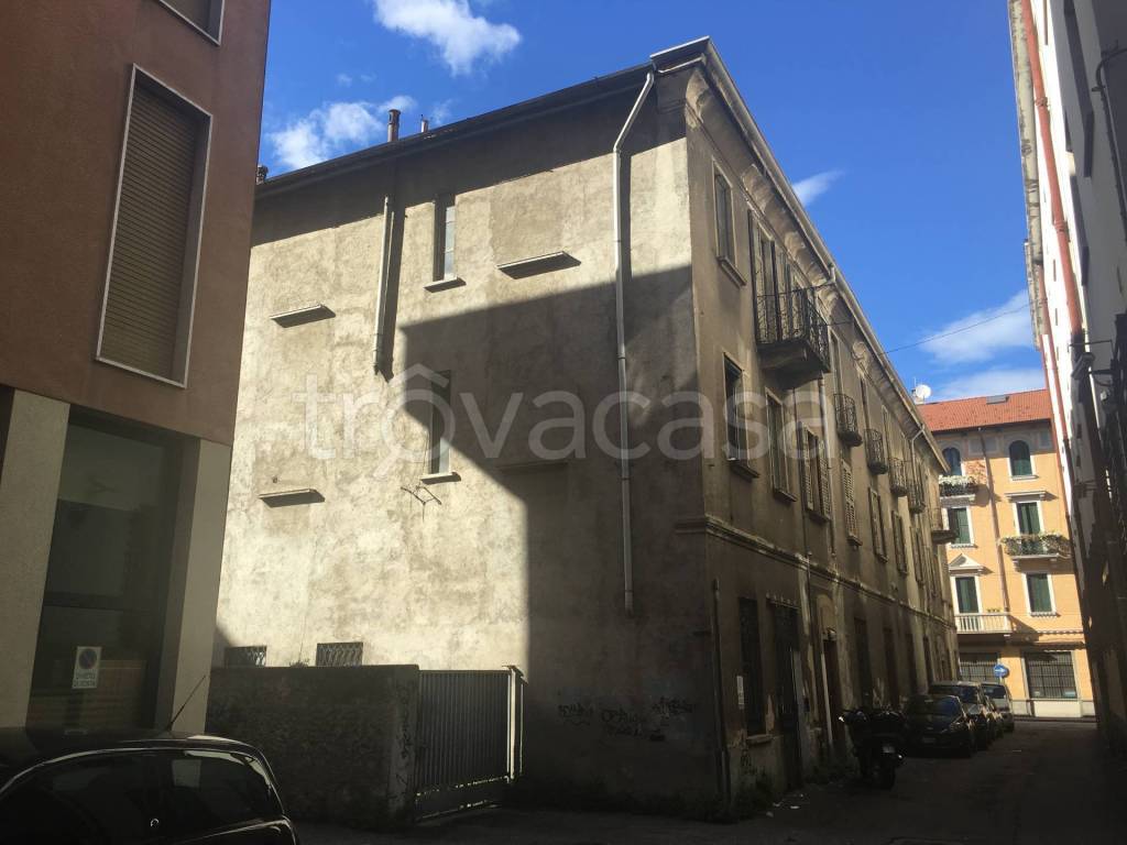 locale di sgombero in vendita a Varese in zona Centro Città