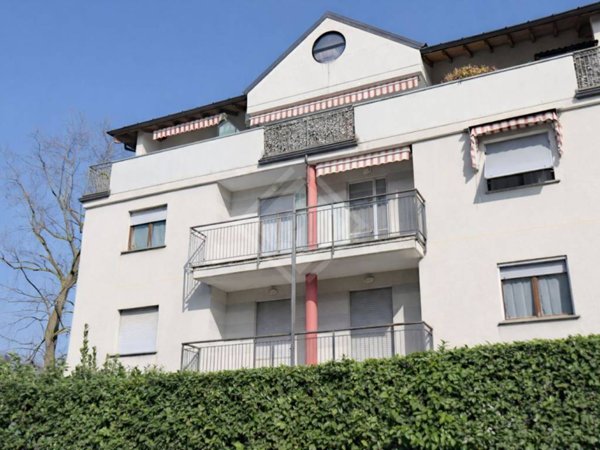 appartamento in vendita a Varese in zona Viale Belforte