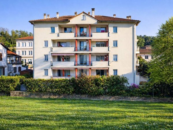 appartamento in vendita a Varese in zona Viale Belforte