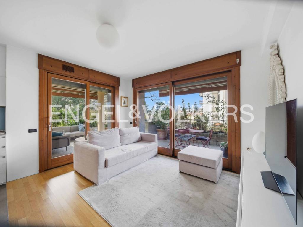 appartamento in vendita a Varese in zona Giubiano