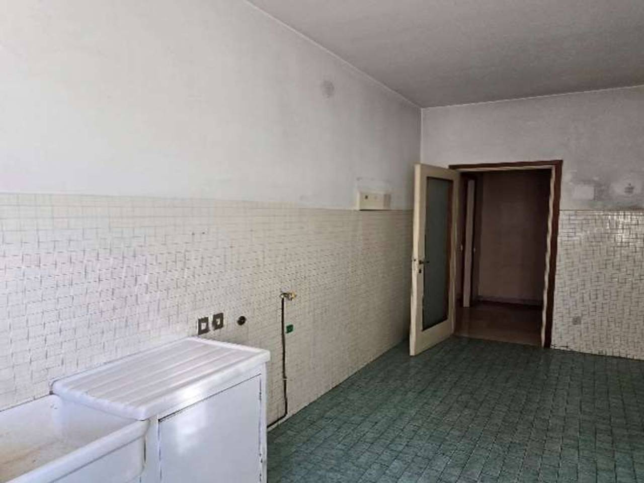 appartamento in vendita a Varese in zona Giubiano