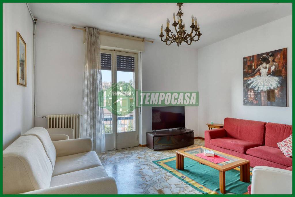 appartamento in vendita a Varese in zona Giubiano
