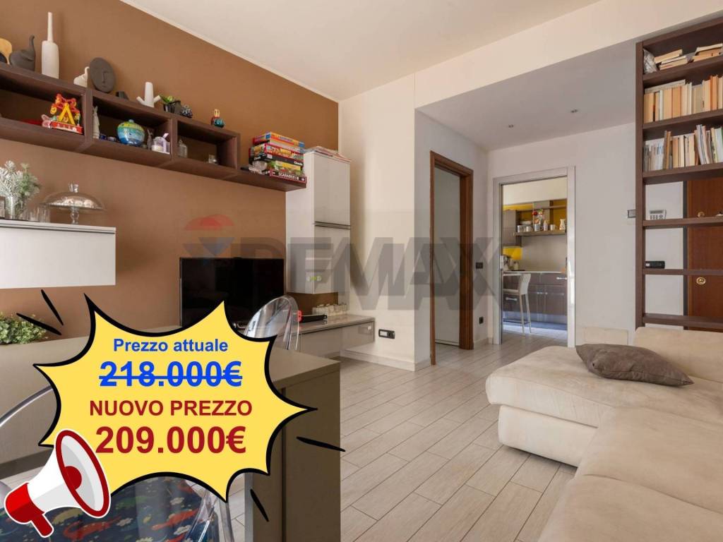 appartamento in vendita a Varese in zona Centro Città
