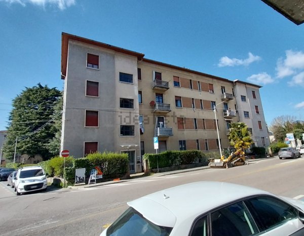 appartamento in vendita a Varese in zona Biumo