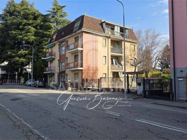 appartamento in vendita a Varese in zona Biumo